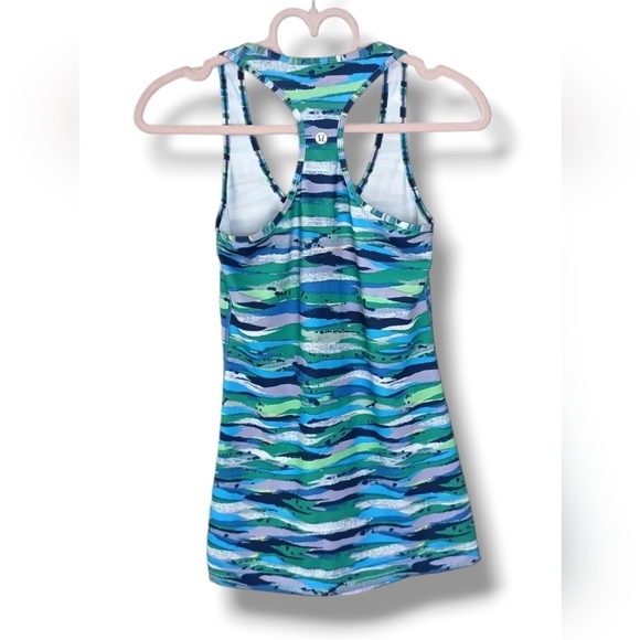 Lululemon Stretch Green Blue Gray White Striped Racerback Tank Top - Picture 6 of 7